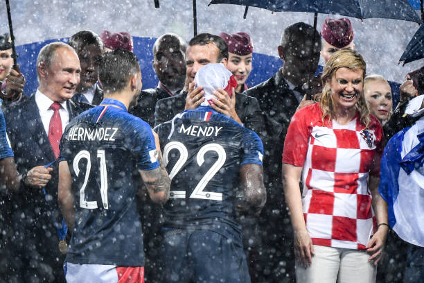 的表现同样 的表现同样